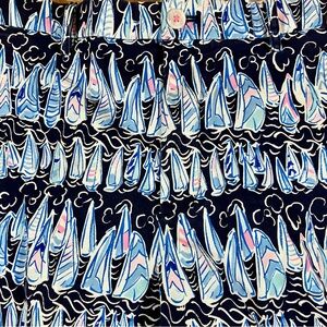 Lilly Pulitzer Men’s Beaumont Shorts in Low Tide Navy Sails and Stripes Size 42
